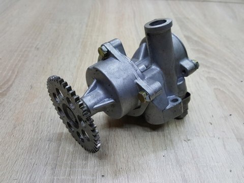 SUZUKI GSXF 750 POMPA OLEJU OLEJOWA SUZUKI GSXF 750 POMPA OLEJU OLEJOWA