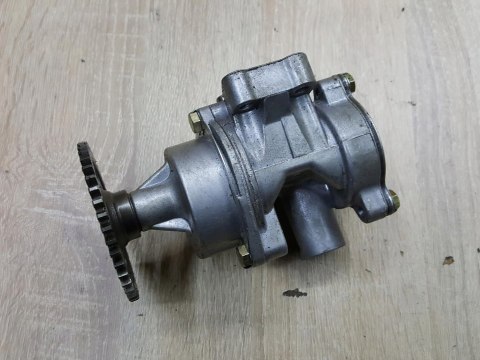 SUZUKI GSXF 750 POMPA OLEJU OLEJOWA SUZUKI GSXF 750 POMPA OLEJU OLEJOWA