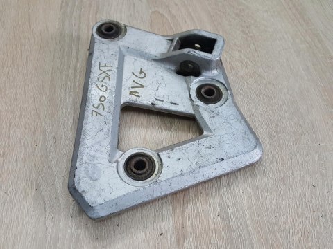 SUZUKI GSXF 750 SET PODNÓŻEK LEWY MOCOWANIE SUZUKI GSXF 750 SET PODNÓŻEK LEWY MOCOWANIE