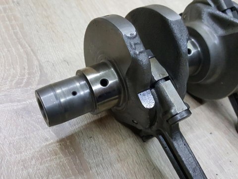 SUZUKI GSXF 750 WAŁ KORBOWY KORBOWODY KPL SUZUKI GSXF 750 WAŁ KORBOWY KORBOWODY KPL