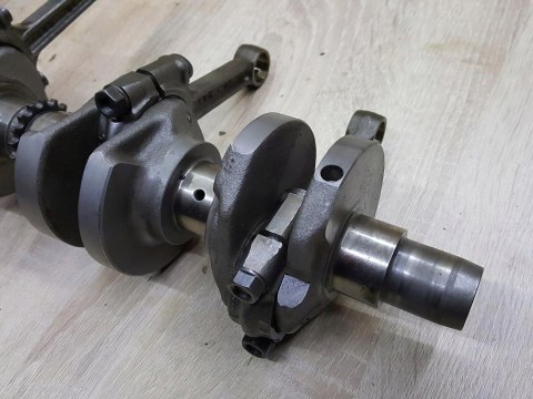 SUZUKI GSXF 750 WAŁ KORBOWY KORBOWODY KPL SUZUKI GSXF 750 WAŁ KORBOWY KORBOWODY KPL