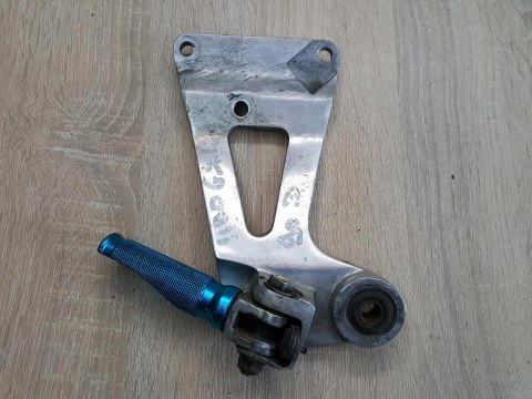 SUZUKI GSXR 1100 SET PONÓŻEK MOCOWANIE PRAWY SUZUKI GSXR 1100 SET PONÓŻEK MOCOWANIE PRAWY