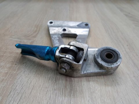 SUZUKI GSXR 1100 SET PONÓŻEK MOCOWANIE PRAWY SUZUKI GSXR 1100 SET PONÓŻEK MOCOWANIE PRAWY