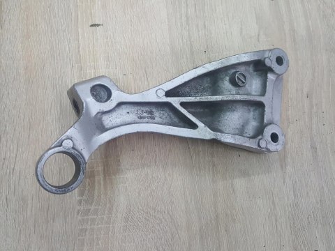 SUZUKI GSXR 1300 HAYABUSA SET PODNÓŻEK PRAWY SUZUKI GSXR 1300 HAYABUSA SET PODNÓŻEK PRAWY