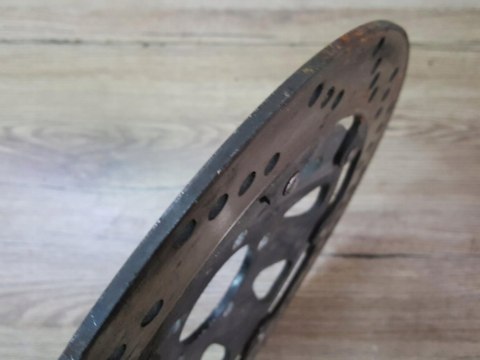 SUZUKI GSXR 750 1100 TARCZA HAMULCOWA PRZÓD