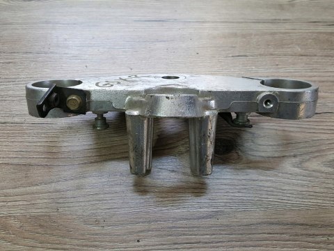 SUZUKI GSXR 750 PÓŁKA GÓRNA ZAWIESZENIA SUZUKI GSXR 750 PÓŁKA GÓRNA ZAWIESZENIA