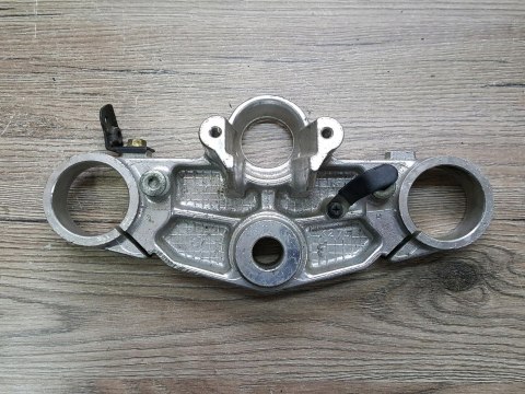 SUZUKI GSXR 750 PÓŁKA GÓRNA ZAWIESZENIA SUZUKI GSXR 750 PÓŁKA GÓRNA ZAWIESZENIA