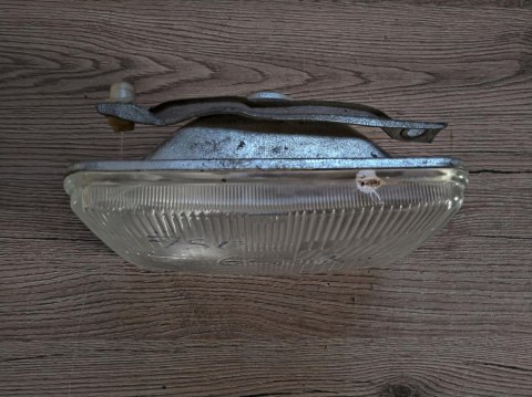 SUZUKI GSXR GSX-R 750 REFLEKTOR LAMPA PRZÓD 1985r SUZUKI GSXR GSX-R 750 REFLEKTOR LAMPA PRZÓD 1985r