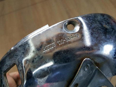 SUZUKI GSF 400 BANDIT OBUDOWA REFLEKTORA LAMPY