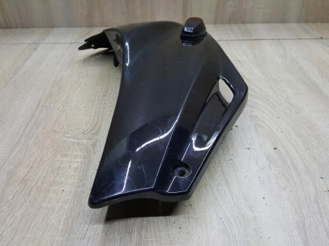 SUZUKI GSF 600 BANDIT S BOK BOCZEK CZASZA PRAWY SUZUKI GSF 600 BANDIT S BOK BOCZEK CZASZA PRAWY