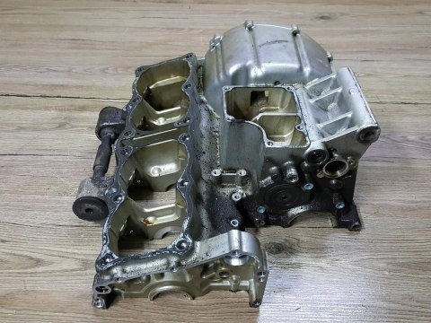 SUZUKI GSF GSXF 650 KARTER GÓRNY BLOK SILNIKA SUZUKI GSF GSXF 650 KARTER GÓRNY BLOK SILNIKA