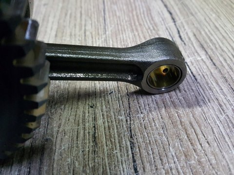 SUZUKI GSF GSXF 650 WAŁ KORBOWY KORBOWODY KPL