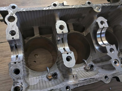 SUZUKI GSR 750 17R CYLINDER CYLINDRY SUZUKI GSR 750 17R CYLINDER CYLINDRY