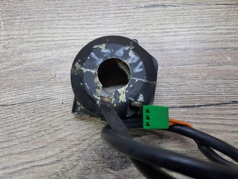 SUZUKI GT 125 PRZEŁĄCZNIK PRAWY