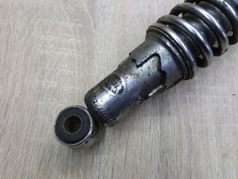 SUZUKI GT 380 AMORTYZATOR TYŁ TYLNY