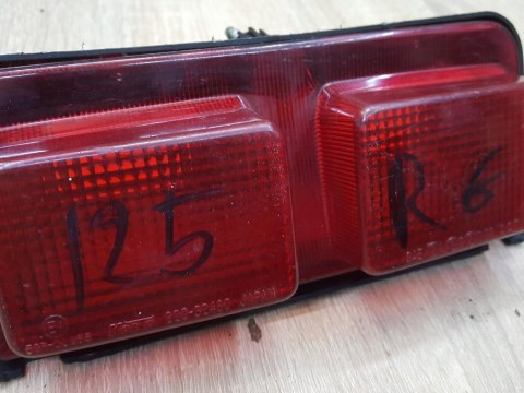 SUZUKI RG 125 LAMPA TYŁ TYLNA SUZUKI RG 125 LAMPA TYŁ TYLNA
