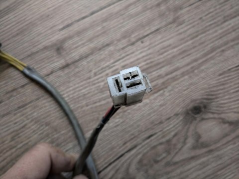 SUZUKI RG 125 REGULATOR NAPIĘCIA SH539-13