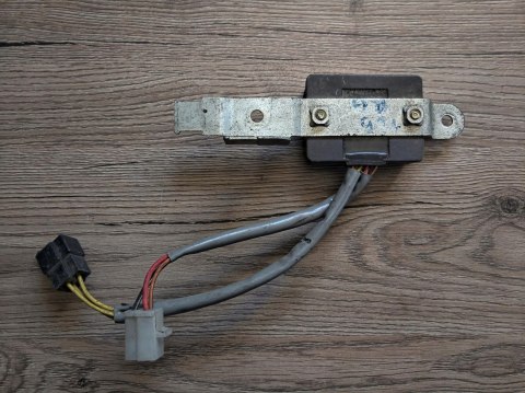 SUZUKI RG 125 REGULATOR NAPIĘCIA SH539-13