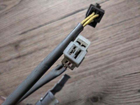 SUZUKI RG 125 REGULATOR NAPIĘCIA SH539-13