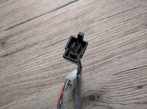 SUZUKI RG 125 REGULATOR NAPIĘCIA SH539-13