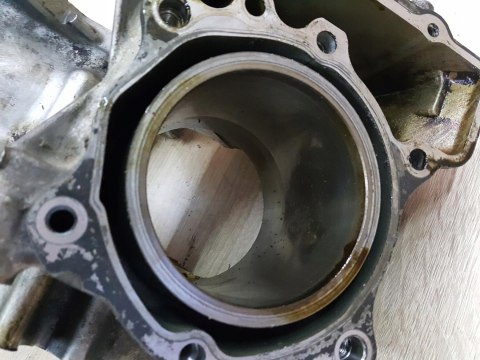 HONDA XL 1000 VARADERO KARTER CYLINDER TŁOKI KPL