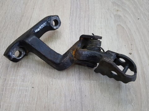 HONDA XL 500 600 SET PODNÓŻEK MOCOWANIE PRZÓD HONDA XL 500 600 SET PODNÓŻEK MOCOWANIE PRZÓD