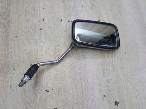 HONDA VT 700 750 SHADOW LUSTERKO PRAWE HONDA VT 700 750 SHADOW LUSTERKO PRAWE
