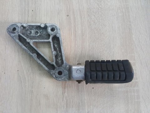HONDA VT 750 SET PODNÓŻEK MOCOWANIE PRAWY HONDA VT 750 SET PODNÓŻEK MOCOWANIE PRAWY