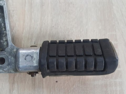 HONDA VT 750 SET PODNÓŻEK MOCOWANIE PRAWY HONDA VT 750 SET PODNÓŻEK MOCOWANIE PRAWY