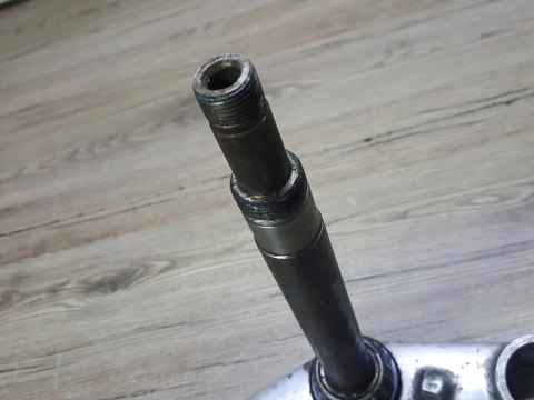 KAWASAKI ZXR 750 PÓŁKA DOLNA SZTYCA