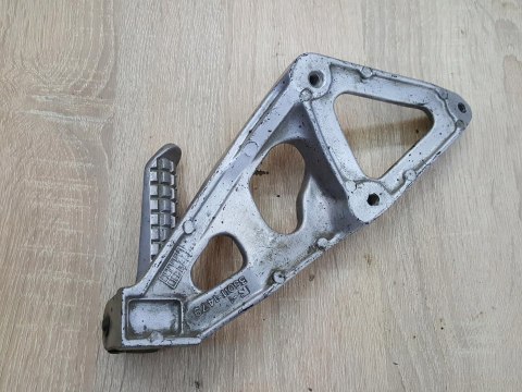 KAWASAKI ZXR 750 SET PODNÓŻEK LEWY TYŁ KAWASAKI ZXR 750 SET PODNÓŻEK LEWY TYŁ