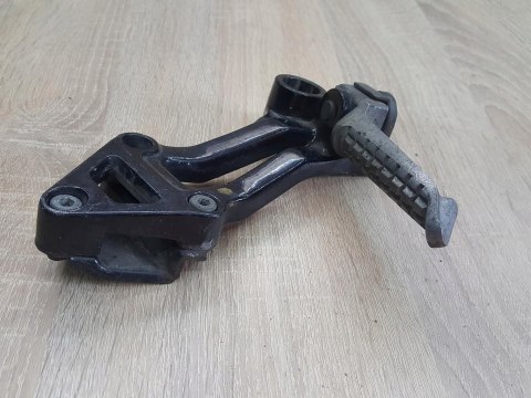 KAWASAKI ZZR 1100 SET PODNÓZEK PRAWY TYŁ TYLNY KAWASAKI ZZR 1100 SET PODNÓZEK PRAWY TYŁ TYLNY