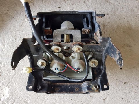KAWASAKI ZZR 600 LAMPA TYŁ TYLNA KAWASAKI ZZR 600 LAMPA TYŁ TYLNA