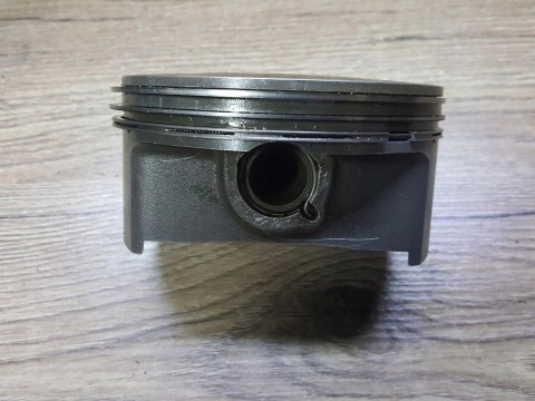 KTM DUKE II LC4 640 CYLINDER TŁOK KOMPLET KTM DUKE II LC4 640 CYLINDER TŁOK KOMPLET