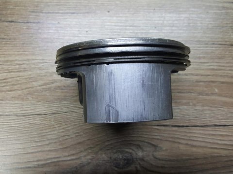 KTM DUKE II LC4 640 CYLINDER TŁOK KOMPLET KTM DUKE II LC4 640 CYLINDER TŁOK KOMPLET