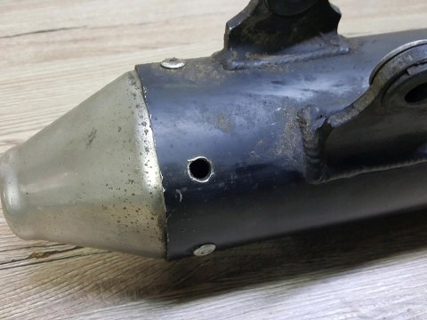 KTM DUKE II LC4 640 TŁUMIK WYDECH PRAWY KTM DUKE II LC4 640 TŁUMIK WYDECH PRAWY