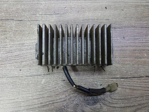 KTM LC4 620 REGULATOR NAPIĘCIA 49111434000 KTM LC4 620 REGULATOR NAPIĘCIA 49111434000