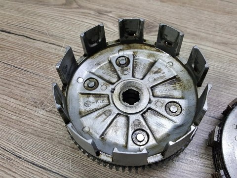 YAMAHA YFM 200 MOTO-4 SPRZĘGŁO KOSZ SPRZĘGŁOWY KPL