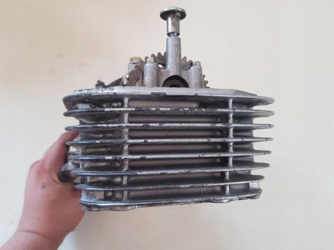HONDA VT 600 SHADOW GŁOWICA WAŁEK ZAWORY PRZÓD KPL HONDA VT 600 SHADOW GŁOWICA WAŁEK ZAWORY PRZÓD KPL