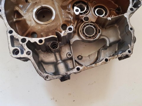 HONDA VT 600 SHADOW KARTER BLOK SILNIKA PRAWY HONDA VT 600 SHADOW KARTER BLOK SILNIKA PRAWY