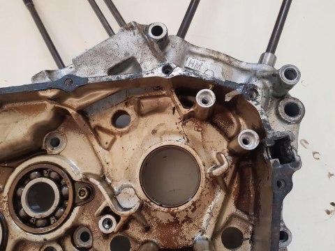 HONDA VT 600 SHADOW KARTER BLOK SILNIKA PRAWY HONDA VT 600 SHADOW KARTER BLOK SILNIKA PRAWY