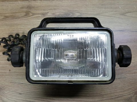 KAWASAKI KLF 300 A BAYOU REFLEKTOR LAMPA PRZÓD KAWASAKI KLF 300 A BAYOU REFLEKTOR LAMPA PRZÓD