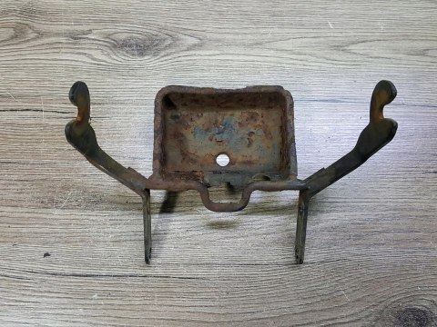 KAWASAKI KLF 300 A BAYOU STELAŻ UCHWYT LAMPY PRZÓD KAWASAKI KLF 300 A BAYOU STELAŻ UCHWYT LAMPY PRZÓD