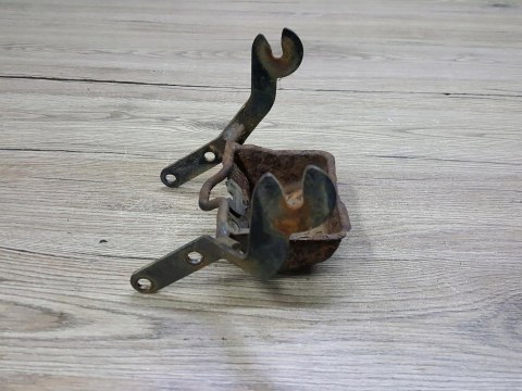 KAWASAKI KLF 300 A BAYOU STELAŻ UCHWYT LAMPY PRZÓD KAWASAKI KLF 300 A BAYOU STELAŻ UCHWYT LAMPY PRZÓD