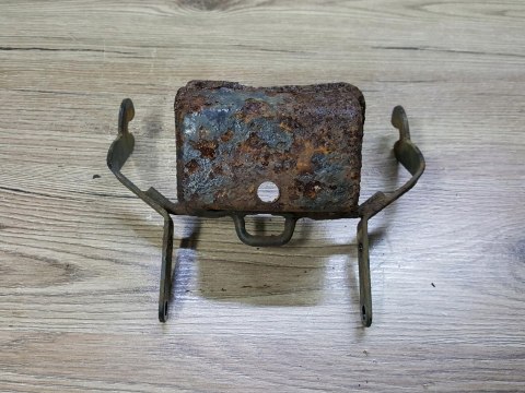 KAWASAKI KLF 300 A BAYOU STELAŻ UCHWYT LAMPY PRZÓD KAWASAKI KLF 300 A BAYOU STELAŻ UCHWYT LAMPY PRZÓD