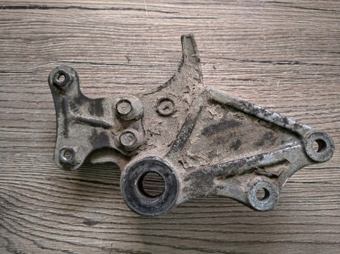 KAWASAKI KLR 650 TENGAI JARZMO ZACISKU TYŁ TYLNEGO