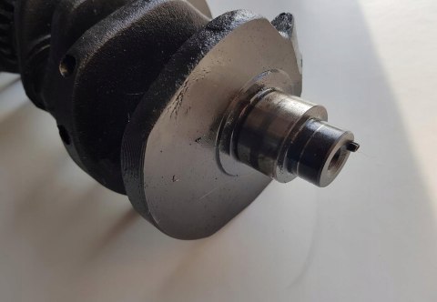 KAWASAKI KZ 750 LTD WAŁ KORBOWY