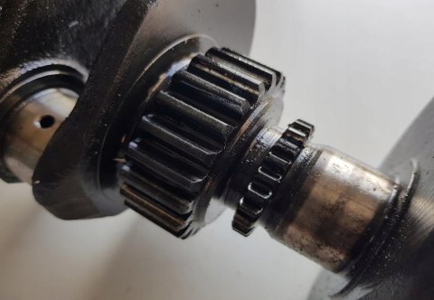 KAWASAKI KZ 750 LTD WAŁ KORBOWY