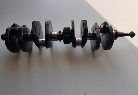 KAWASAKI KZ 750 LTD WAŁ KORBOWY