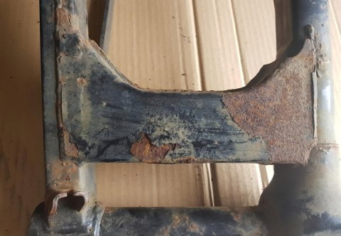 KAWASAKI VN 750 VULCAN WAHACZ TYŁ TYLNY KAWASAKI VN 750 VULCAN WAHACZ TYŁ TYLNY